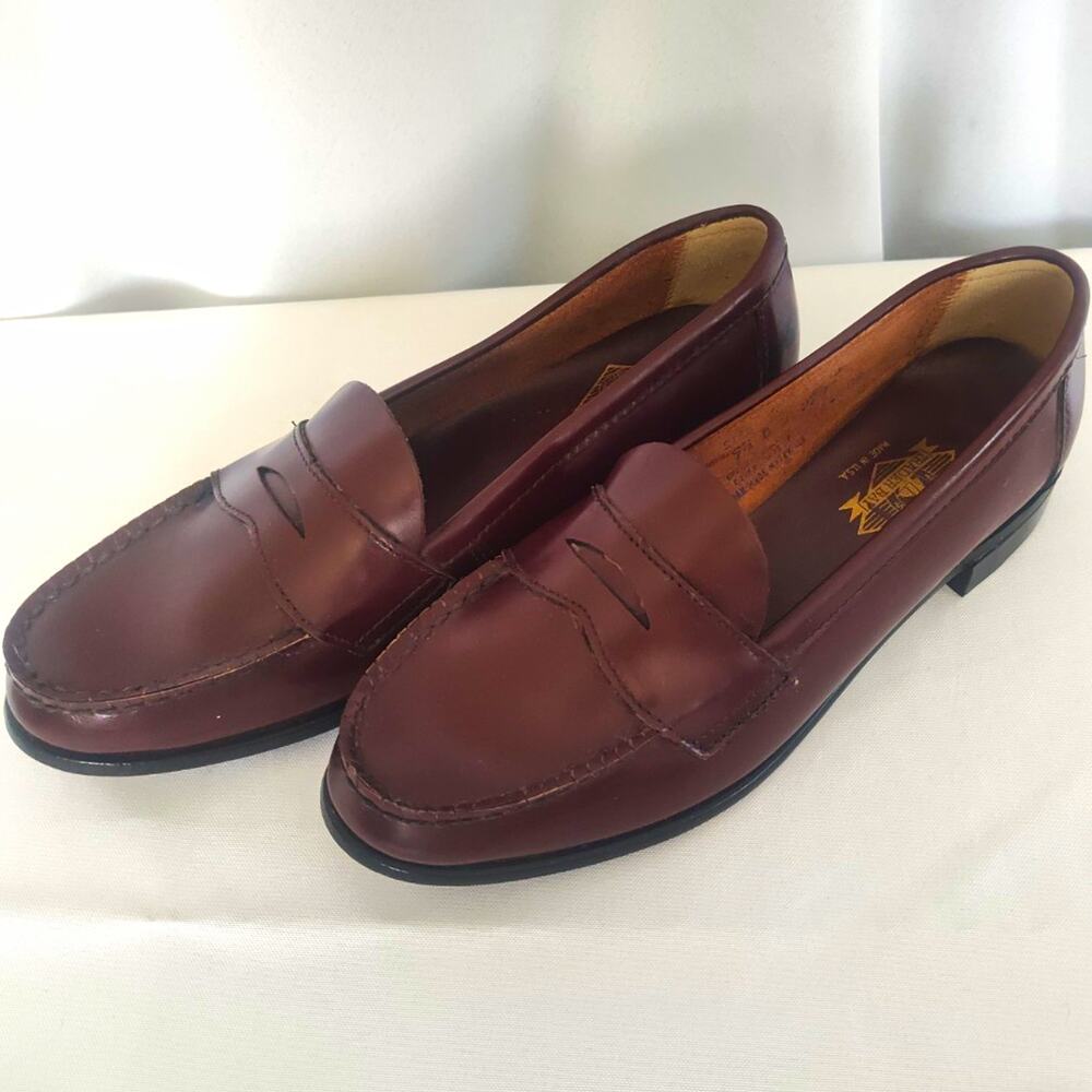 Trader Bay Men's Burgundy Leather Slip-On Dress Loafers Almond Toe US 9.5 B
